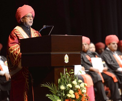 Pranab attends 14th Convocation of University of Jammu  